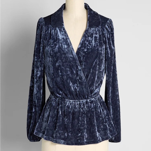 ModCloth Peak Of Chic Velvet Top Blue Plus Size 2X U2 - Picture 1 of 7